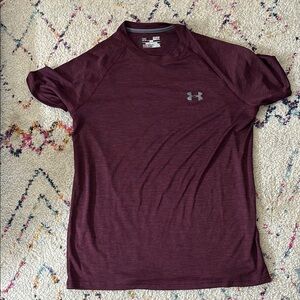 Under Armour Red Fitted Short Sleeve T-Shirt